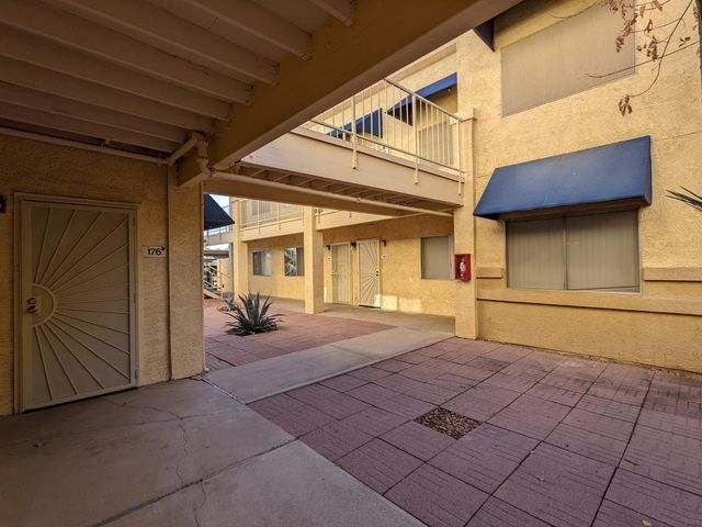 12221 W BELL Road 175, Surprise, AZ 85378