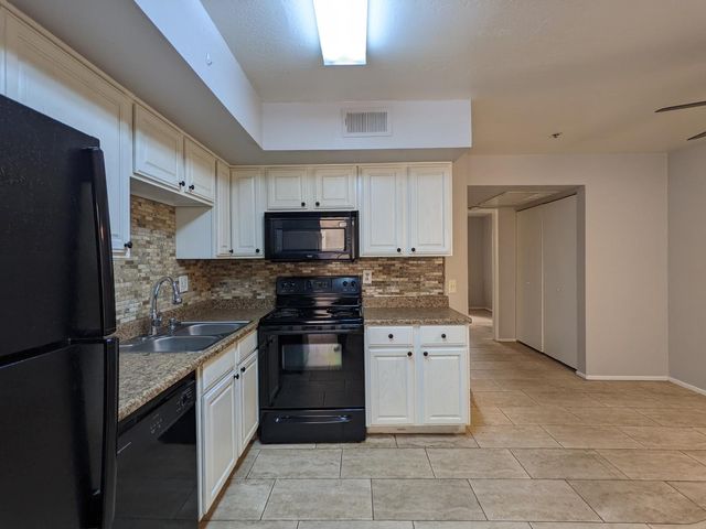 12221 W BELL Road 175, Surprise, AZ 85378