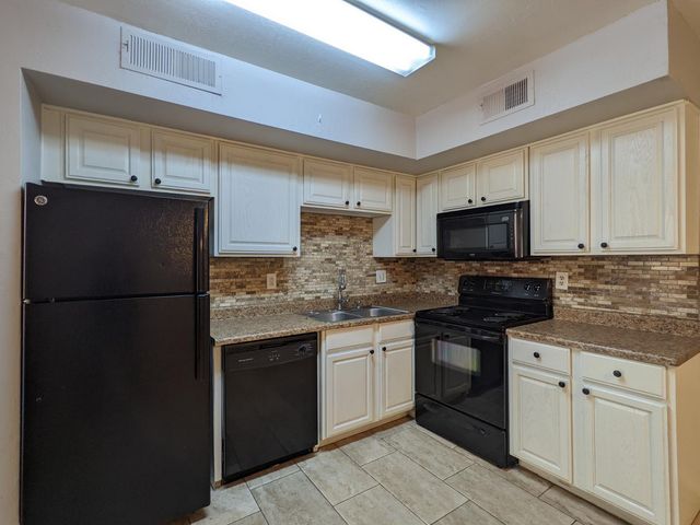 12221 W BELL Road 175, Surprise, AZ 85378