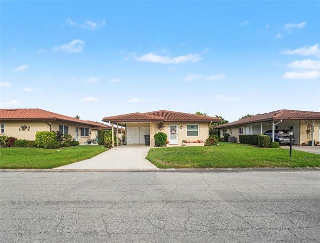 6608 AUBURN AVENUE 6608, Bradenton, FL 34207