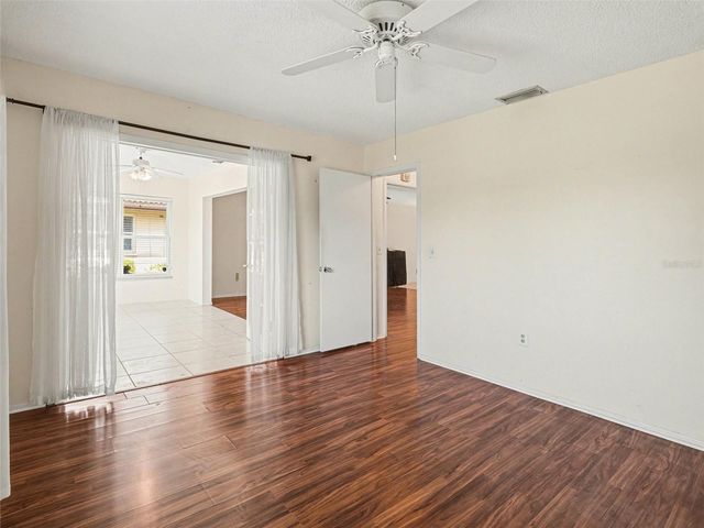 6608 AUBURN AVENUE 6608, Bradenton, FL 34207