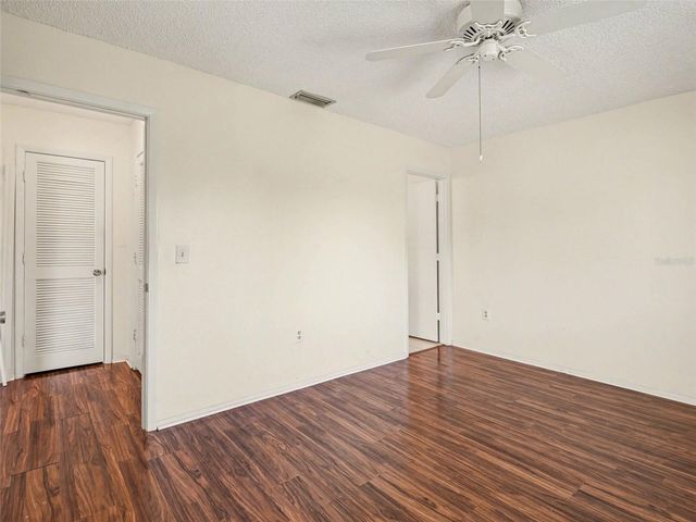 6608 AUBURN AVENUE 6608, Bradenton, FL 34207