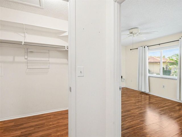 6608 AUBURN AVENUE 6608, Bradenton, FL 34207