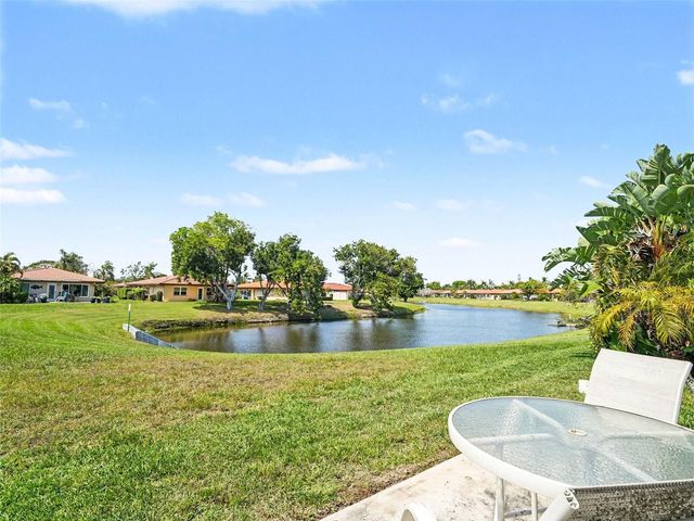 6608 AUBURN AVENUE 6608, Bradenton, FL 34207