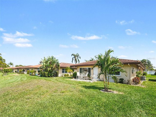 6608 AUBURN AVENUE 6608, Bradenton, FL 34207