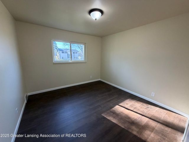 3600 Ronald Street, Lansing, MI 48911