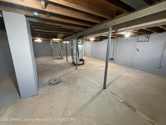 3600 Ronald Street, Lansing, MI 48911