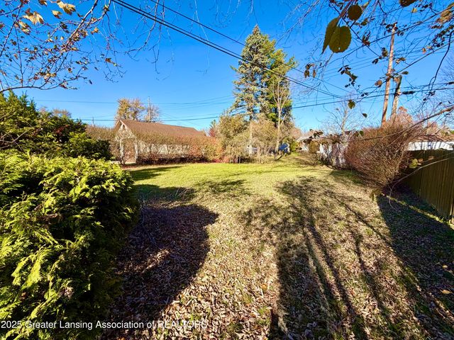 3600 Ronald Street, Lansing, MI 48911
