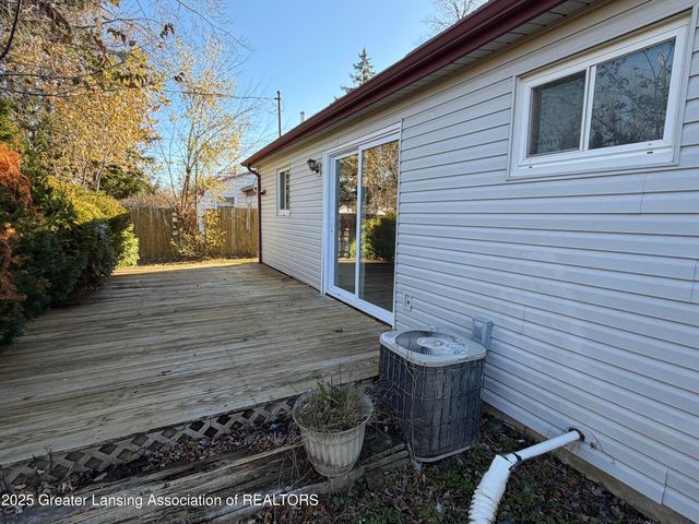 3600 Ronald Street, Lansing, MI 48911