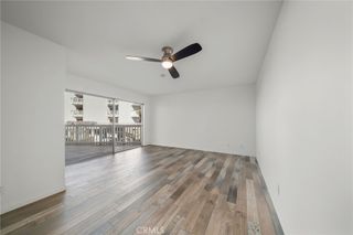 650 The Village 106, Redondo Beach, CA 90277