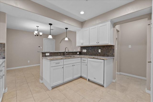 815 Rosewood Drive, Dickinson, TX 77539