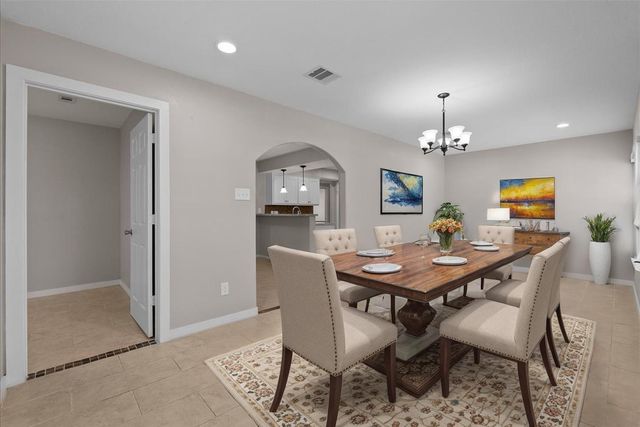 815 Rosewood Drive, Dickinson, TX 77539