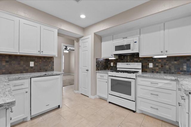 815 Rosewood Drive, Dickinson, TX 77539