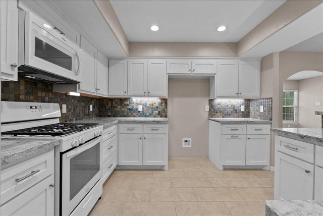 815 Rosewood Drive, Dickinson, TX 77539