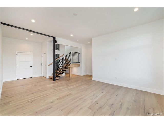 512 Lake View Dr, Silverthorne, CO 80498