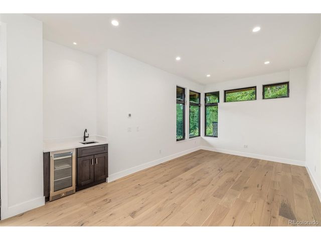 512 Lake View Dr, Silverthorne, CO 80498