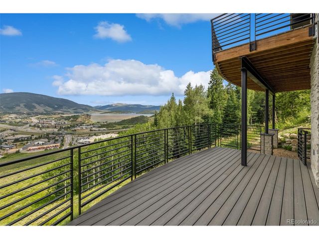 512 Lake View Dr, Silverthorne, CO 80498
