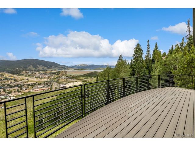 512 Lake View Dr, Silverthorne, CO 80498