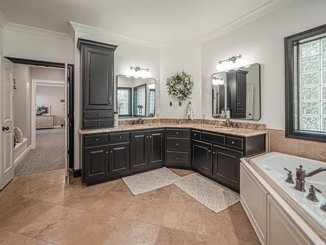 4711 Brumley Road, Newburgh, IN 47630
