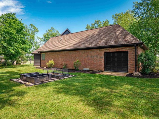 4711 Brumley Road, Newburgh, IN 47630