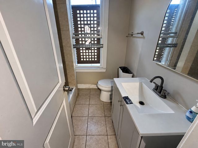 2602 W MONTGOMERY AVE, Philadelphia, PA 19121