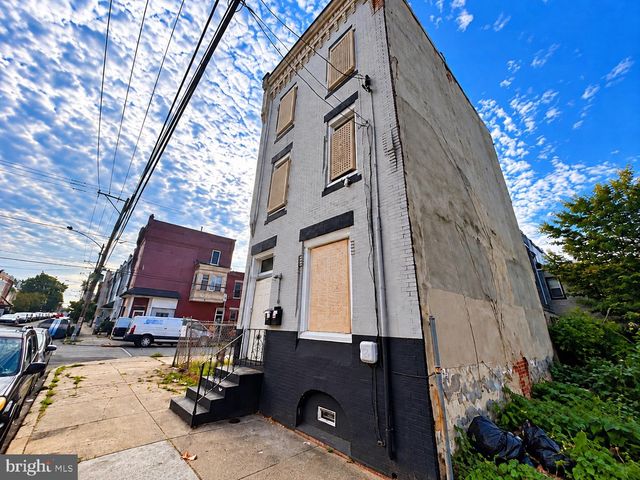 2602 W MONTGOMERY AVE, Philadelphia, PA 19121