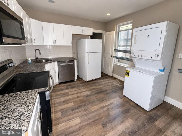 2602 W MONTGOMERY AVE, Philadelphia, PA 19121