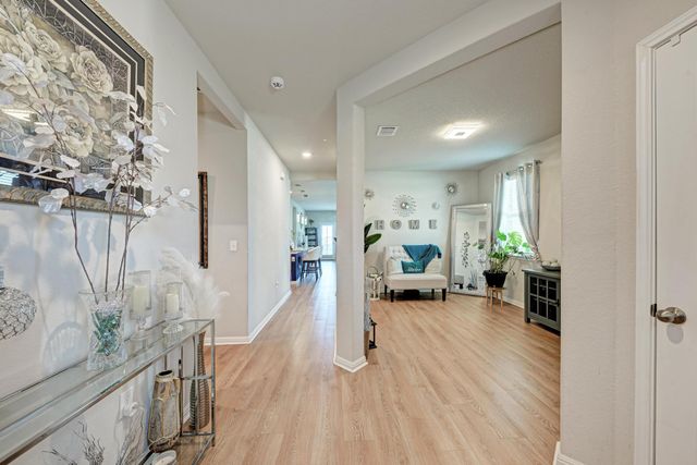 613 Otto Ave, Georgetown, TX 78626