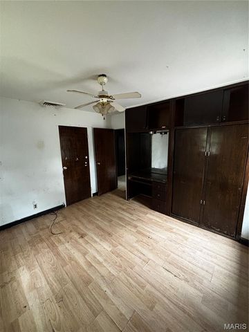 8409 Braddock Drive, University City, MO 63132