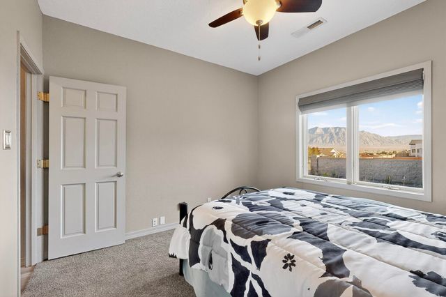 6812 Nagoya Road NE, Rio Rancho, NM 87144