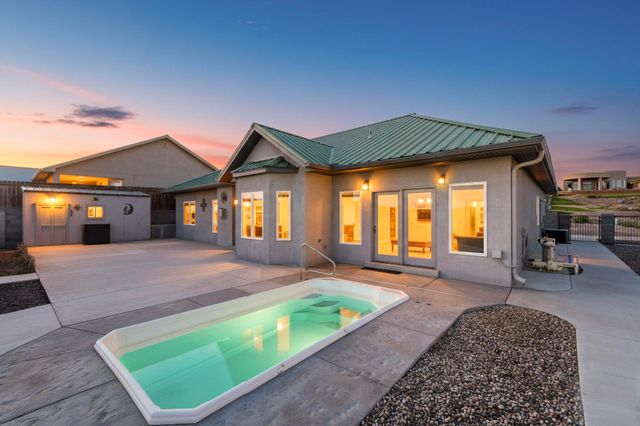 6812 Nagoya Road NE, Rio Rancho, NM 87144