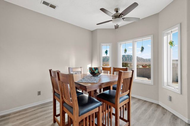 6812 Nagoya Road NE, Rio Rancho, NM 87144