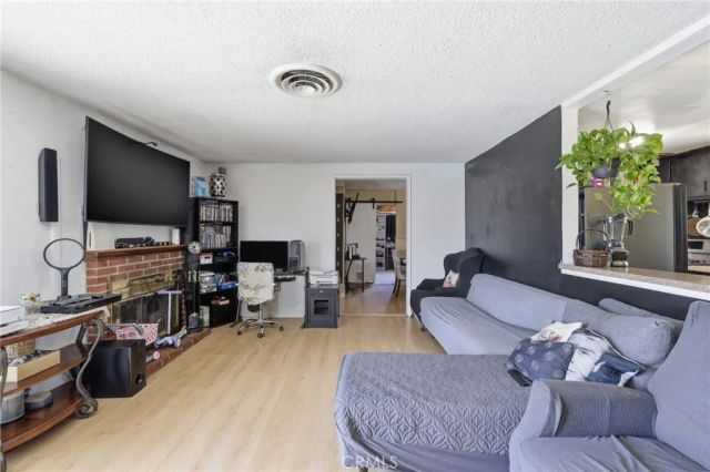 1490 Anderson Street, Simi Valley, CA 93065