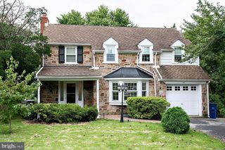 54 BURNSIDE AVE, Norristown, PA 19403
