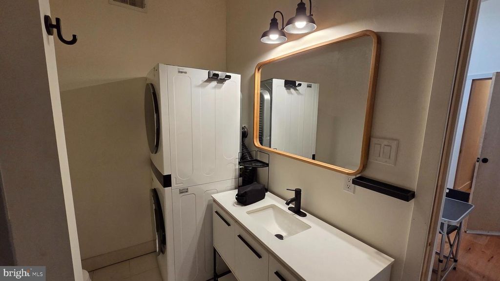 2605 FRANKFORD AVE, Philadelphia, PA 19125