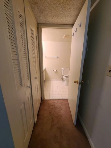 1720 N Congress Avenue 402, West Palm Beach, FL 33401