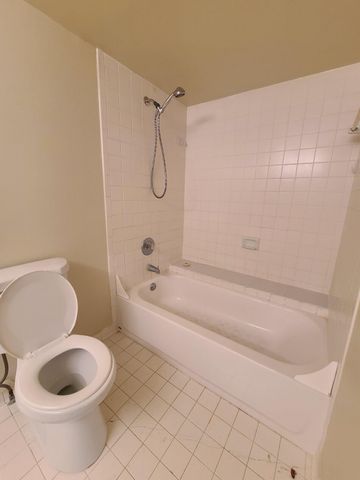 1720 N Congress Avenue 402, West Palm Beach, FL 33401