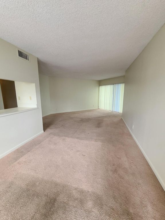 1720 N Congress Avenue 402, West Palm Beach, FL 33401