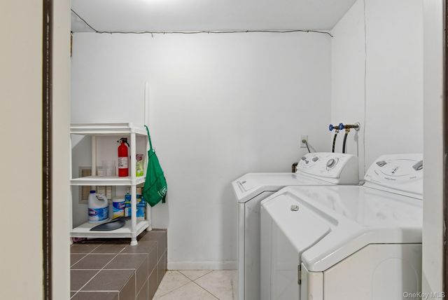 11 7th Street, Bayville, NY 11709