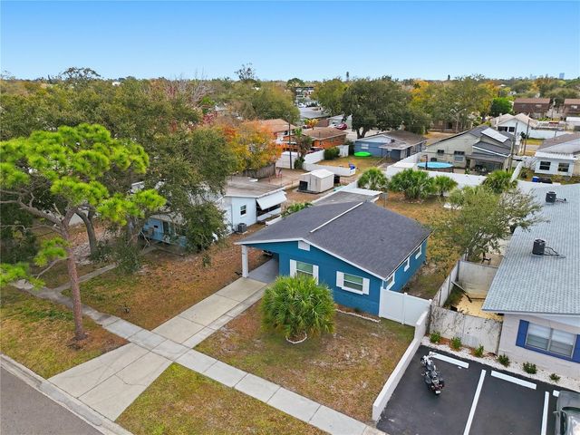 546 90TH AVENUE N, St Petersburg, FL 33702