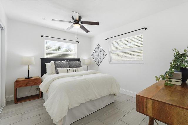 546 90TH AVENUE N, St Petersburg, FL 33702