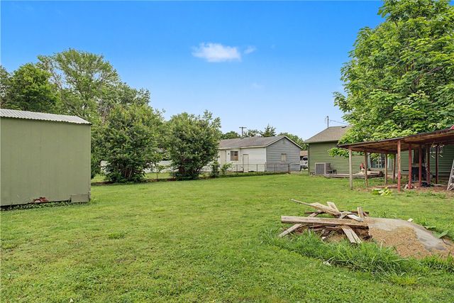 1020 Brogdon Street, Springdale, AR 72764