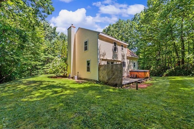 6 Mosher Drive, Brookline, NH 03033