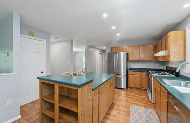 6 Mosher Drive, Brookline, NH 03033