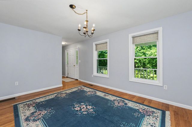 6 Mosher Drive, Brookline, NH 03033