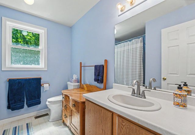 6 Mosher Drive, Brookline, NH 03033