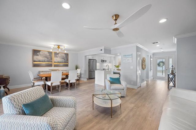 743 NE 12th Terrace 2, Boynton Beach, FL 33435