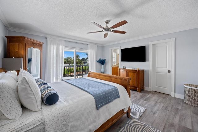 743 NE 12th Terrace 2, Boynton Beach, FL 33435