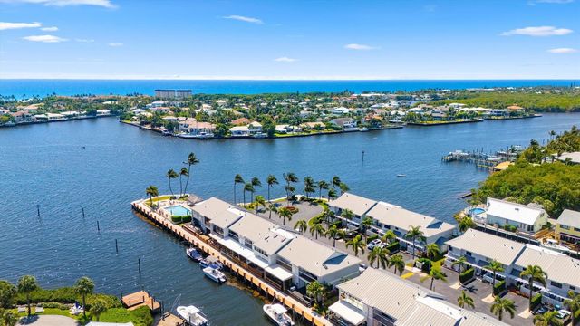 743 NE 12th Terrace 2, Boynton Beach, FL 33435