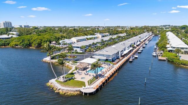 743 NE 12th Terrace 2, Boynton Beach, FL 33435